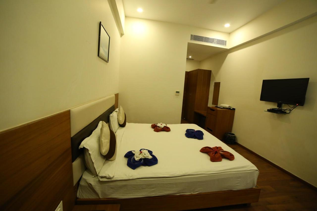 Hotel Anantaragreens Disa Exterior photo