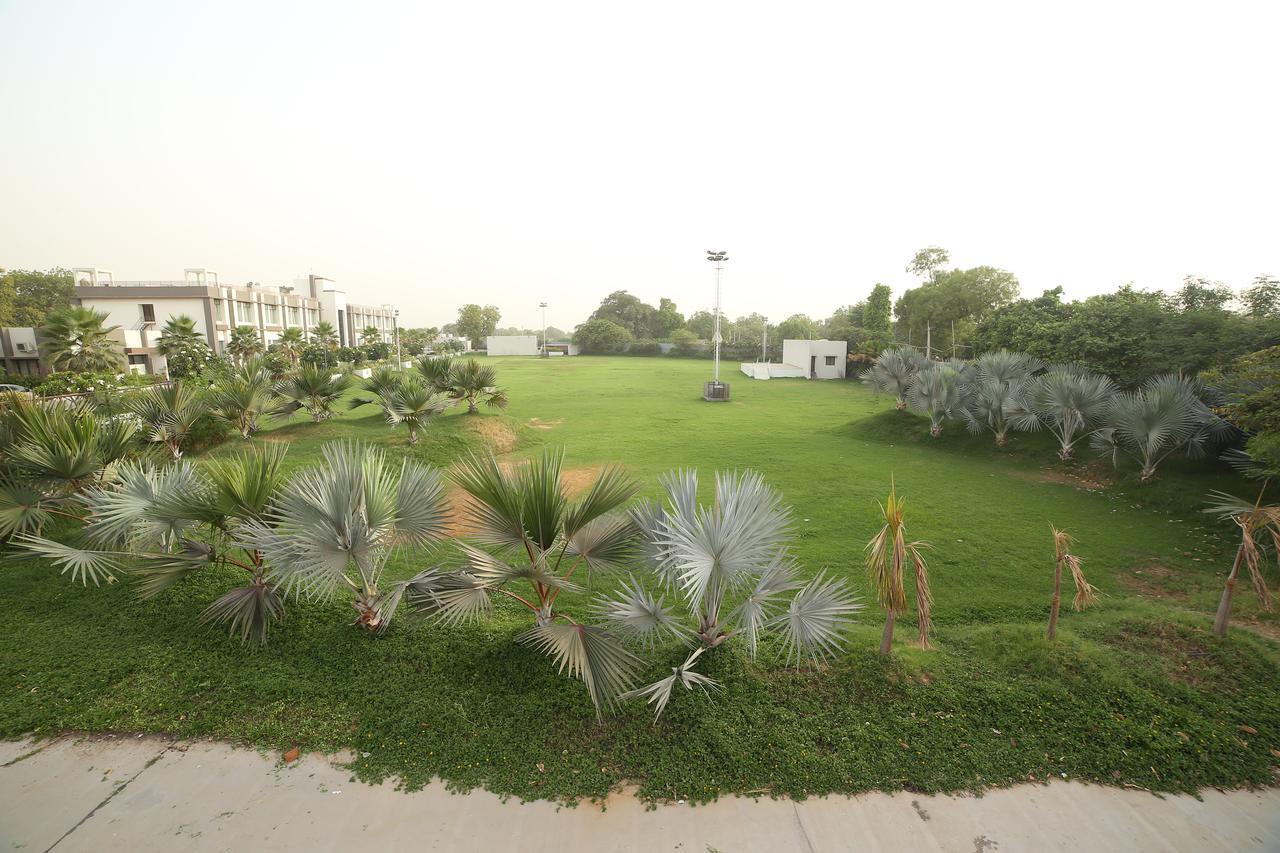 Hotel Anantaragreens Disa Exterior photo