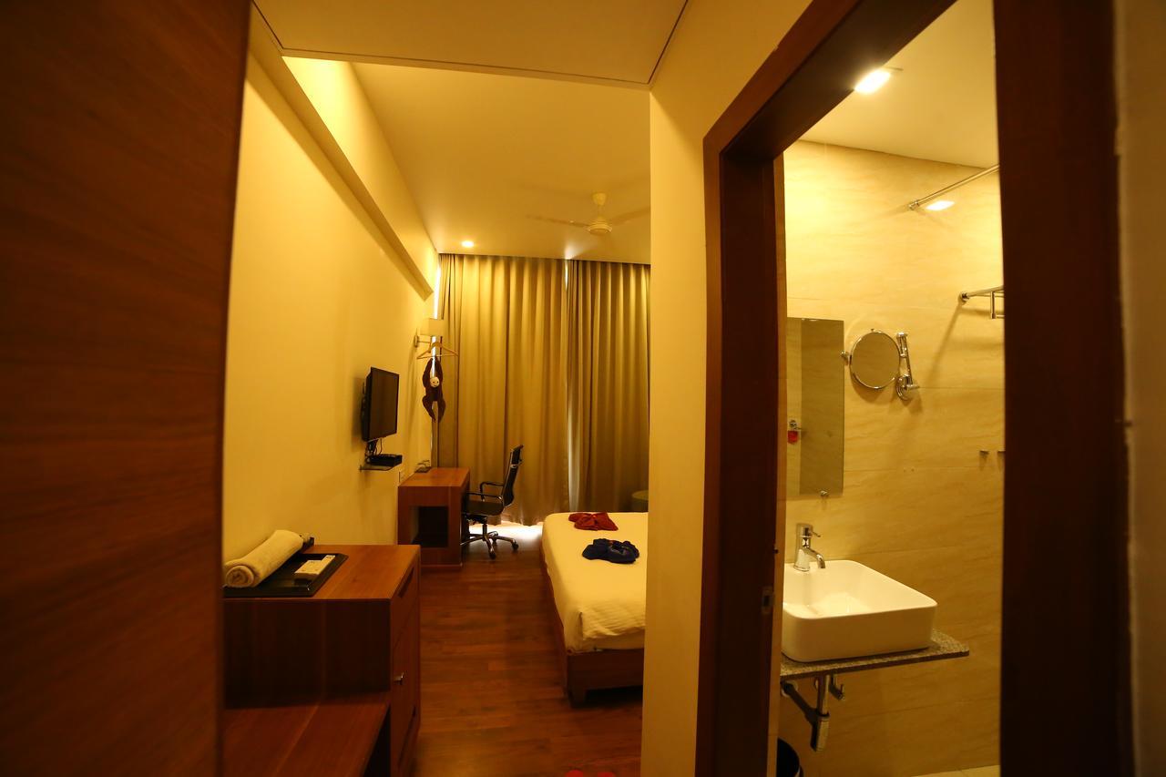 Hotel Anantaragreens Disa Exterior photo
